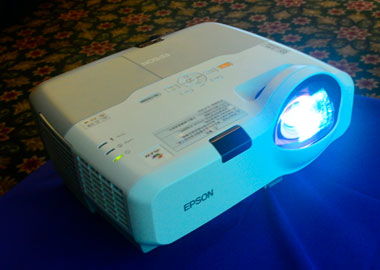 接棒上海商教巡展 愛普生交互式短焦投影機(jī)發(fā)布會在上海隆重舉行